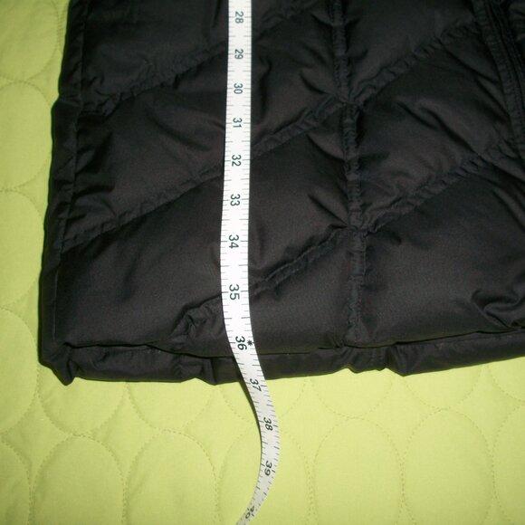Patagonia Women's Black Down Puffer Coat with Hood - Picture 12 of 16